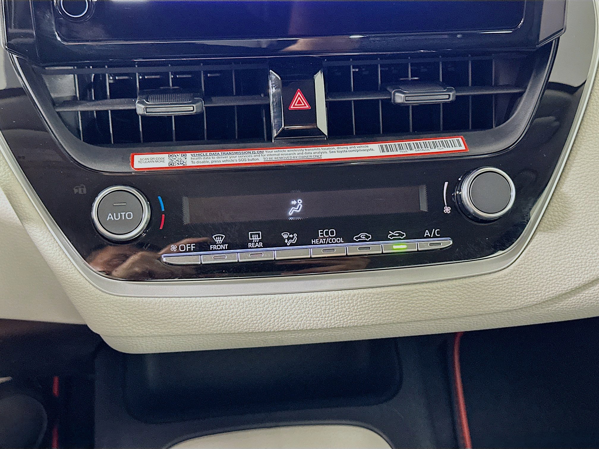 Used 2025 Toyota Corolla LE FWD image 23