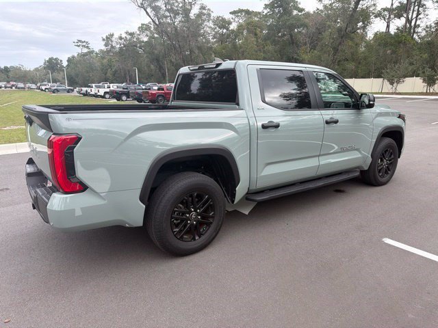 Used 2025 Toyota Tundra SR5 w/ SR5 Convenience Package AWD/4WD image 4