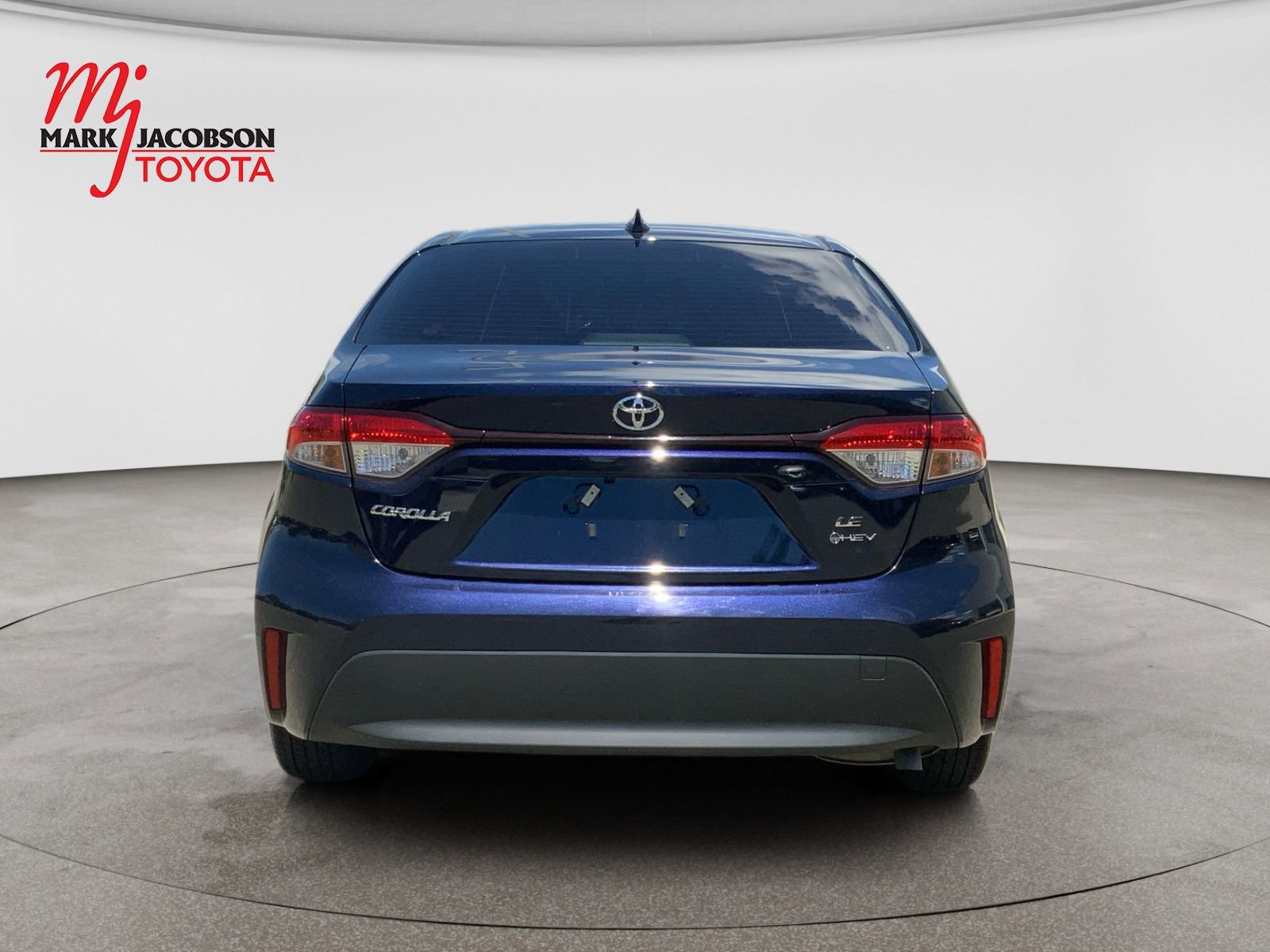 Used 2026 Toyota Corolla LE FWD image 6