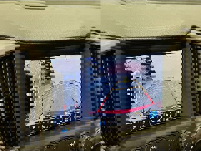 Used 2024 GMC Terrain AT4 w/ Infotainment Package II image 16