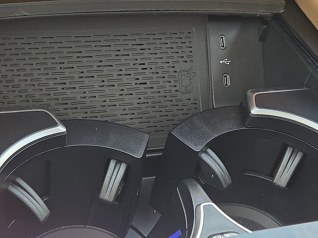 New 2026 Mercedes-Benz GLS 450 4MATIC image 21