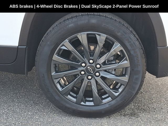 Used 2023 Chevrolet Traverse RS image 14