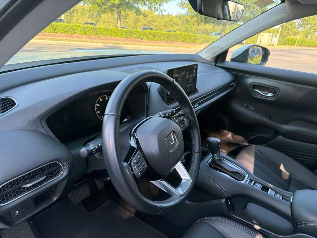 Used 2026 Honda HR-V EX-L image 8
