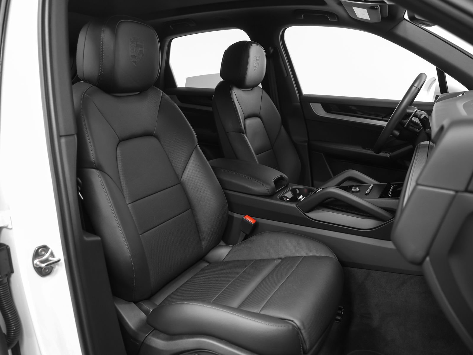 Certified 2026 Porsche Cayenne AWD/4WD image 22