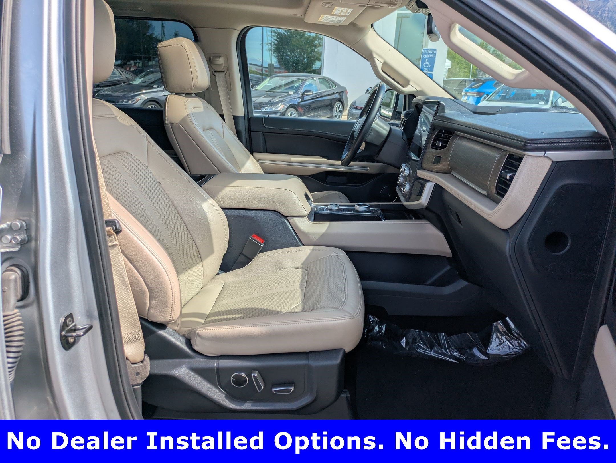 Used 2023 Ford Expedition Limited AWD/4WD image 34
