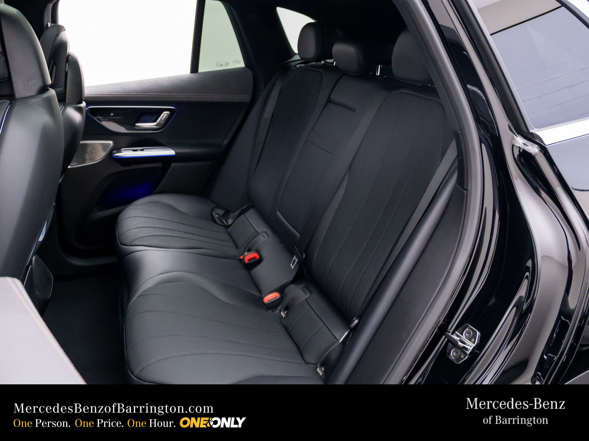 New 2026 Mercedes-Benz EQE 320 4MATIC SUV image 21