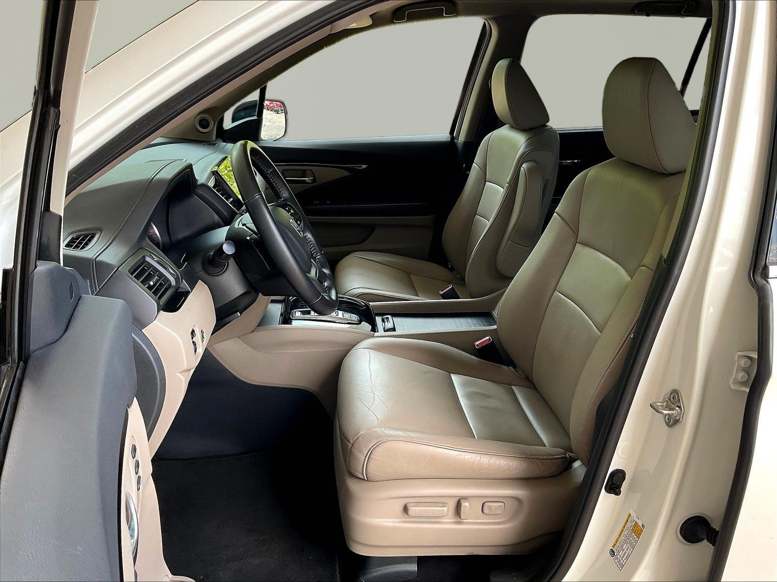 Used 2019 Honda Pilot Touring image 21