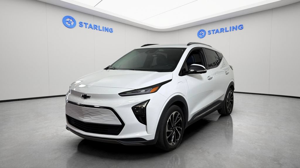 Used 2023 Chevrolet Bolt EUV Premier FWD image 2