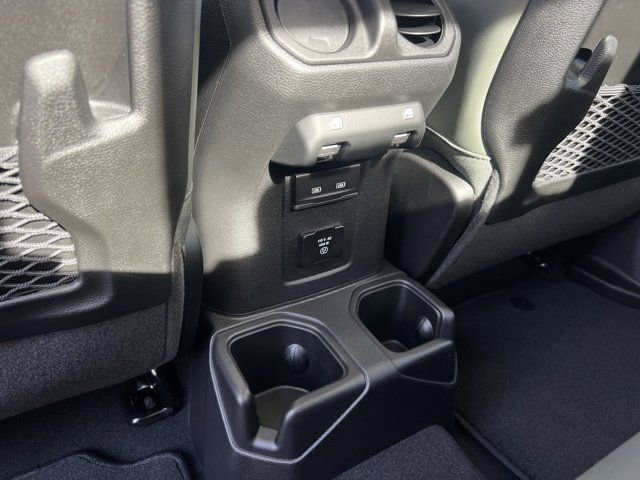 New 2026 Jeep Gladiator Mojave w/ Steel Bumper Group image 16