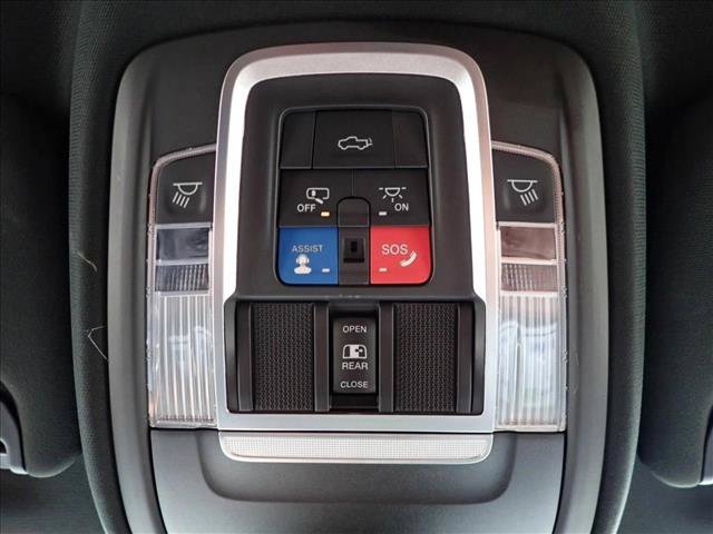 Used 2020 RAM 2500 Limited AWD/4WD image 22