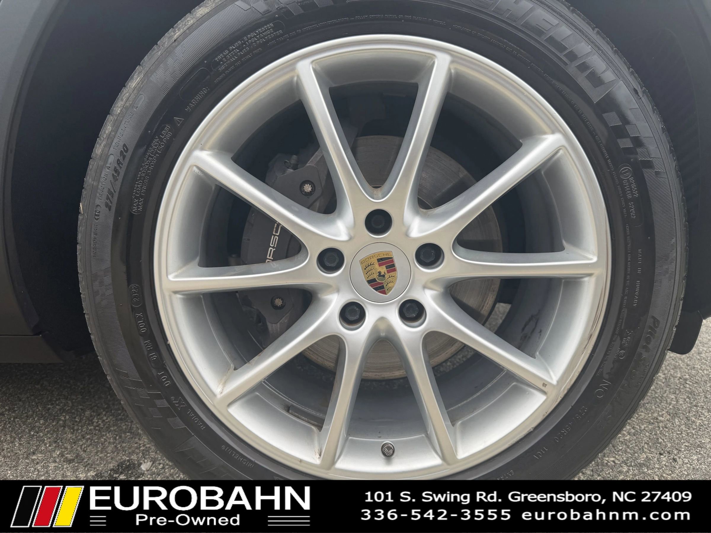 Used 2019 Porsche Cayenne AWD/4WD image 25