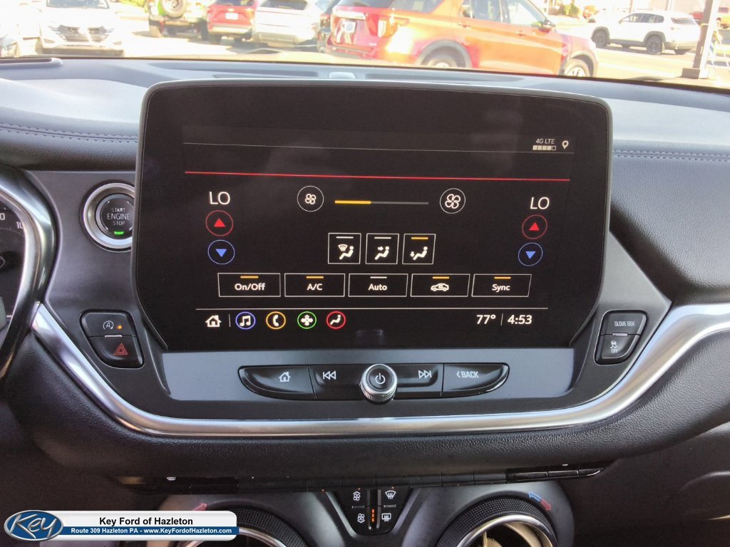 Used 2025 Chevrolet Blazer LT FWD image 42