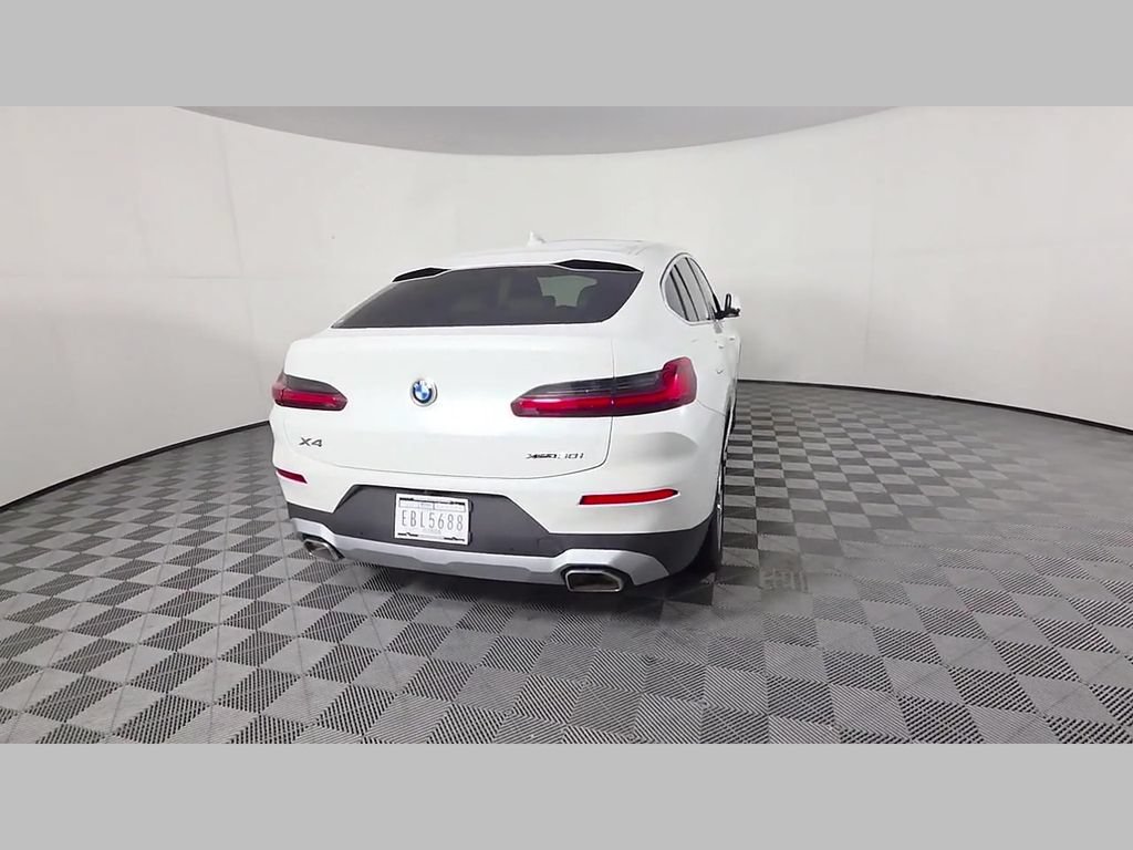 Used 2025 BMW X4 xDrive30i AWD/4WD image 42
