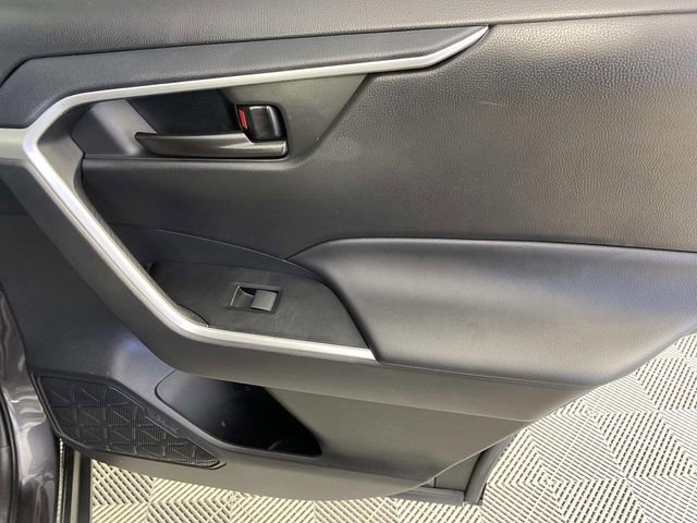 Used 2024 Toyota RAV4 LE AWD/4WD image 25