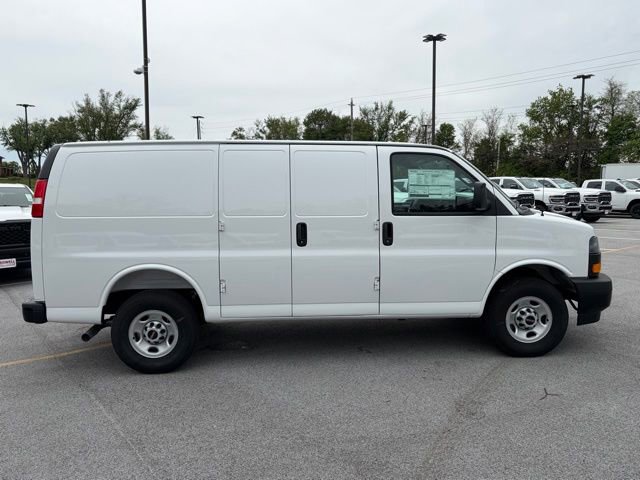 New 2026 GMC Savana 2500 w/ Driver Convenience Package RWD image 8