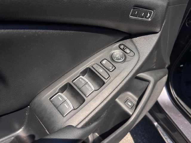 Used 2022 Honda Accord EX-L image 11