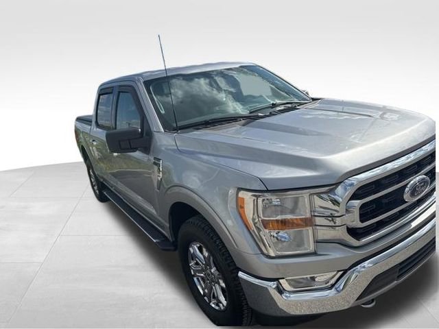 Used 2021 Ford F150 XLT w/ Equipment Group 301A Mid AWD/4WD image 4