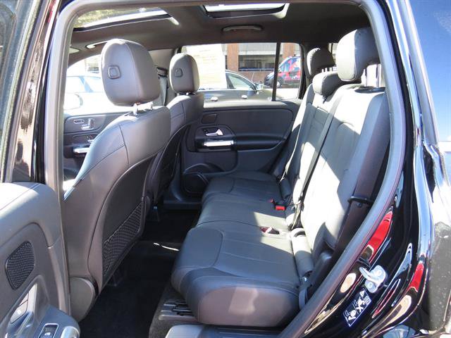 Certified 2024 Mercedes-Benz GLB 250 4MATIC image 19