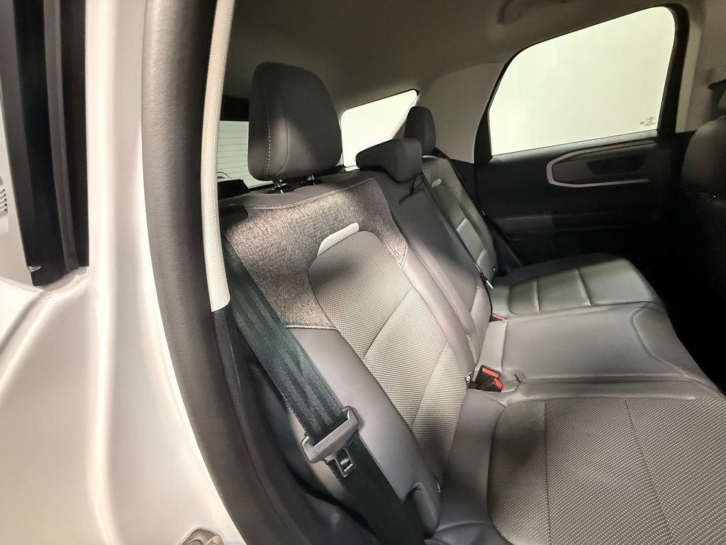 Used 2025 Ford Bronco Sport Badlands image 66
