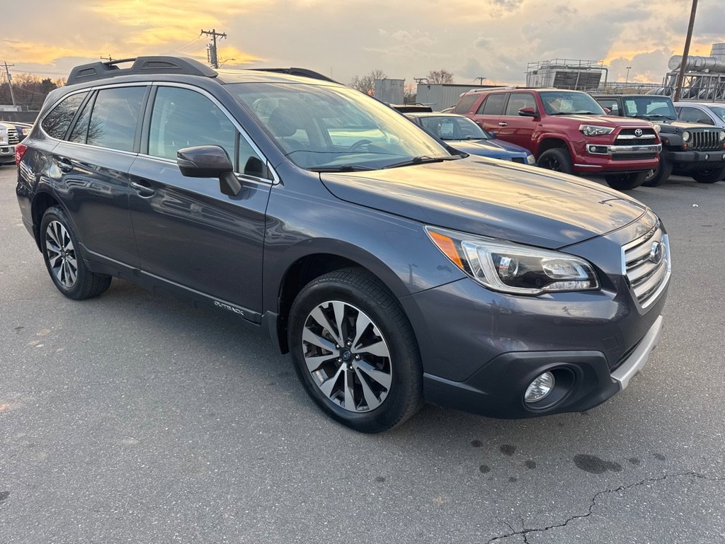Used 2017 Subaru Outback 2.5i Limited image 7