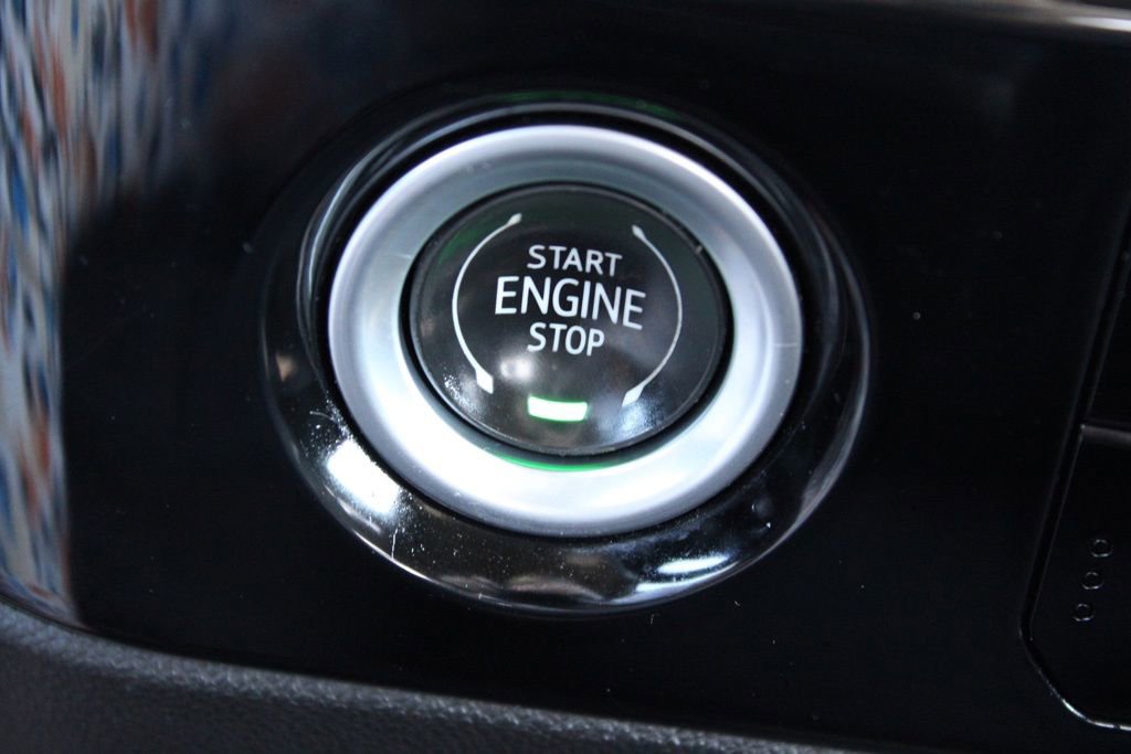 Used 2023 Chevrolet Silverado 1500 LT image 30