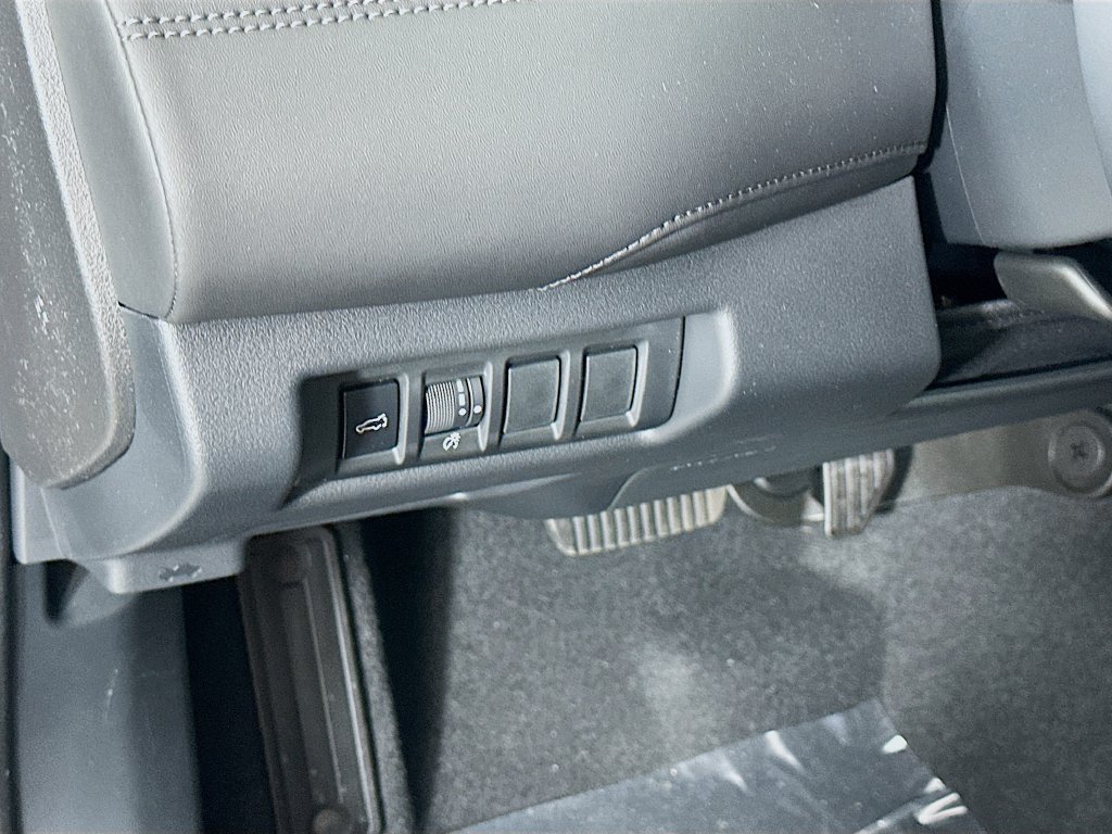 New 2026 Subaru Outback Touring XT AWD/4WD image 14