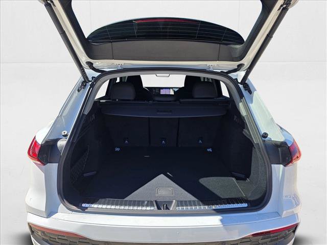 New 2025 Audi Q5 Premium Plus w/ Premium Plus AWD/4WD image 25