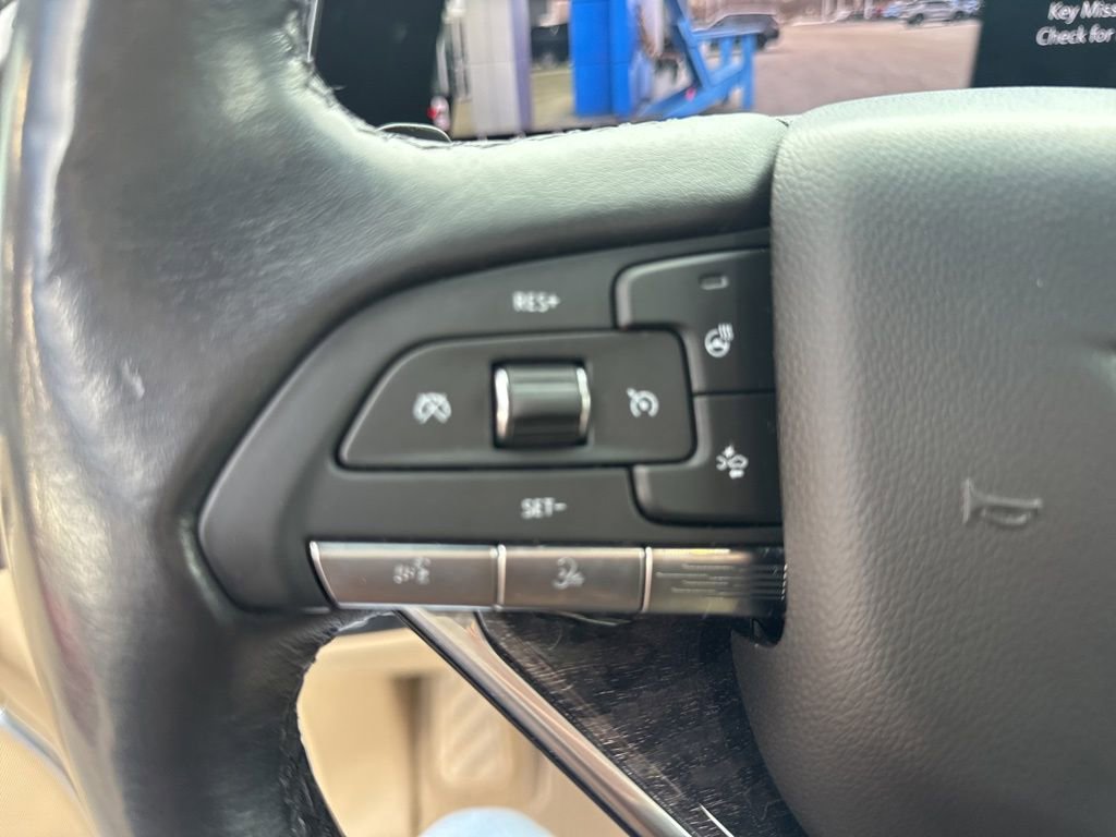 Used 2021 Cadillac Escalade ESV Premium Luxury image 20