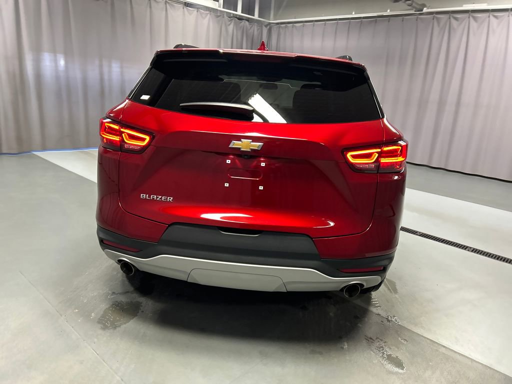 Used 2023 Chevrolet Blazer LT w/ Convenience Package FWD image 6