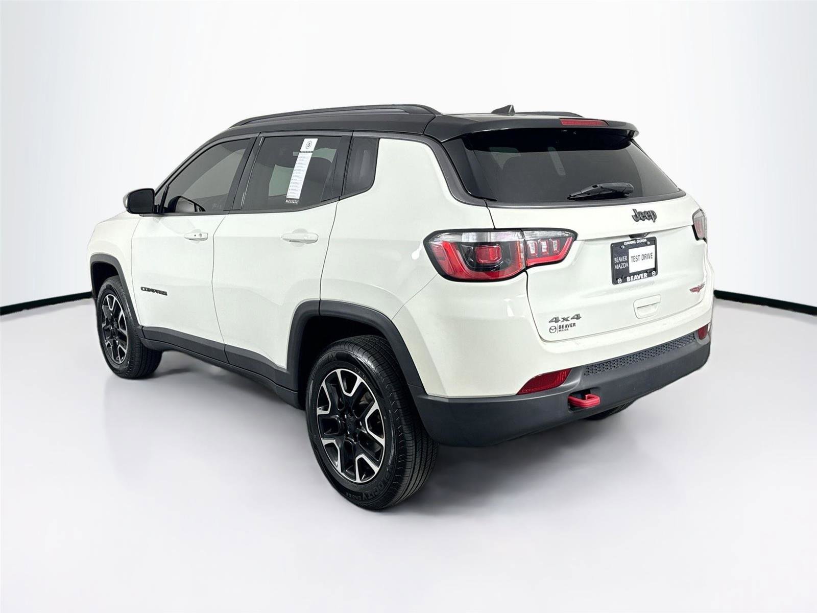 Used 2020 Jeep Compass Trailhawk image 8