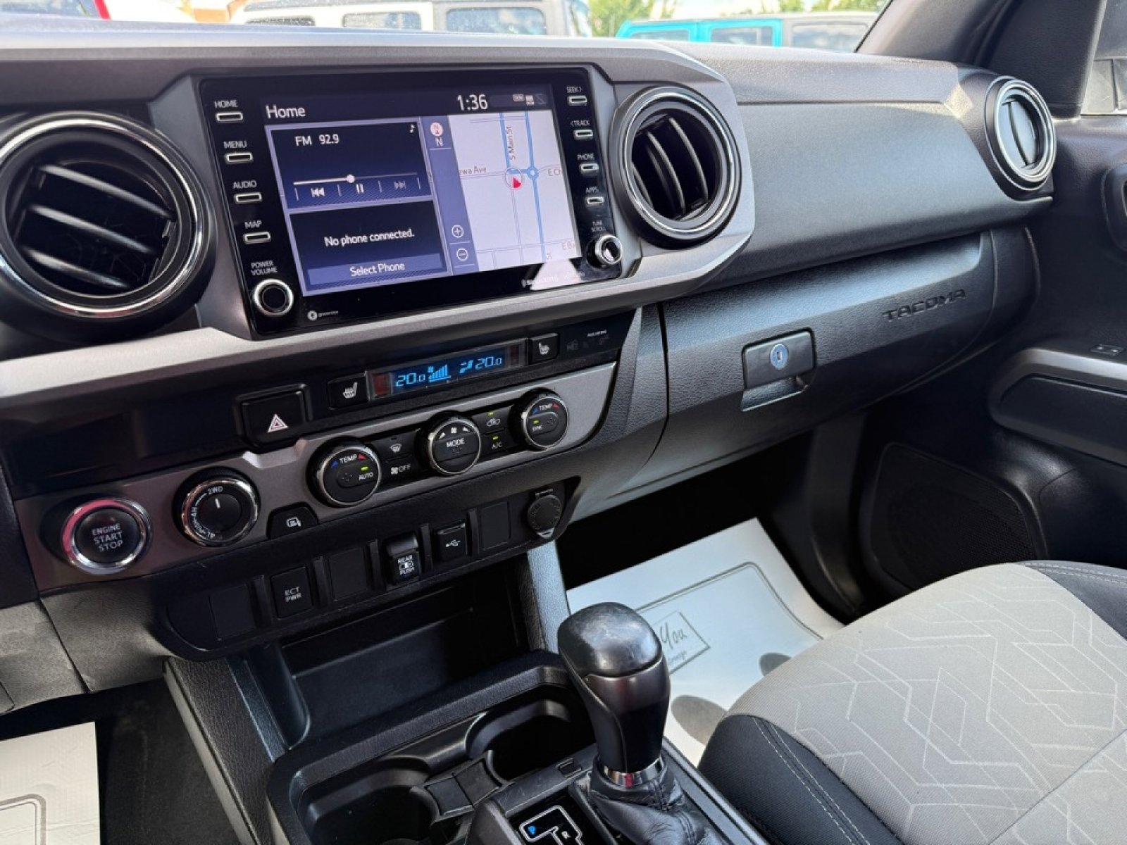 Used 2020 Toyota Tacoma 4x4 Double Cab image 29