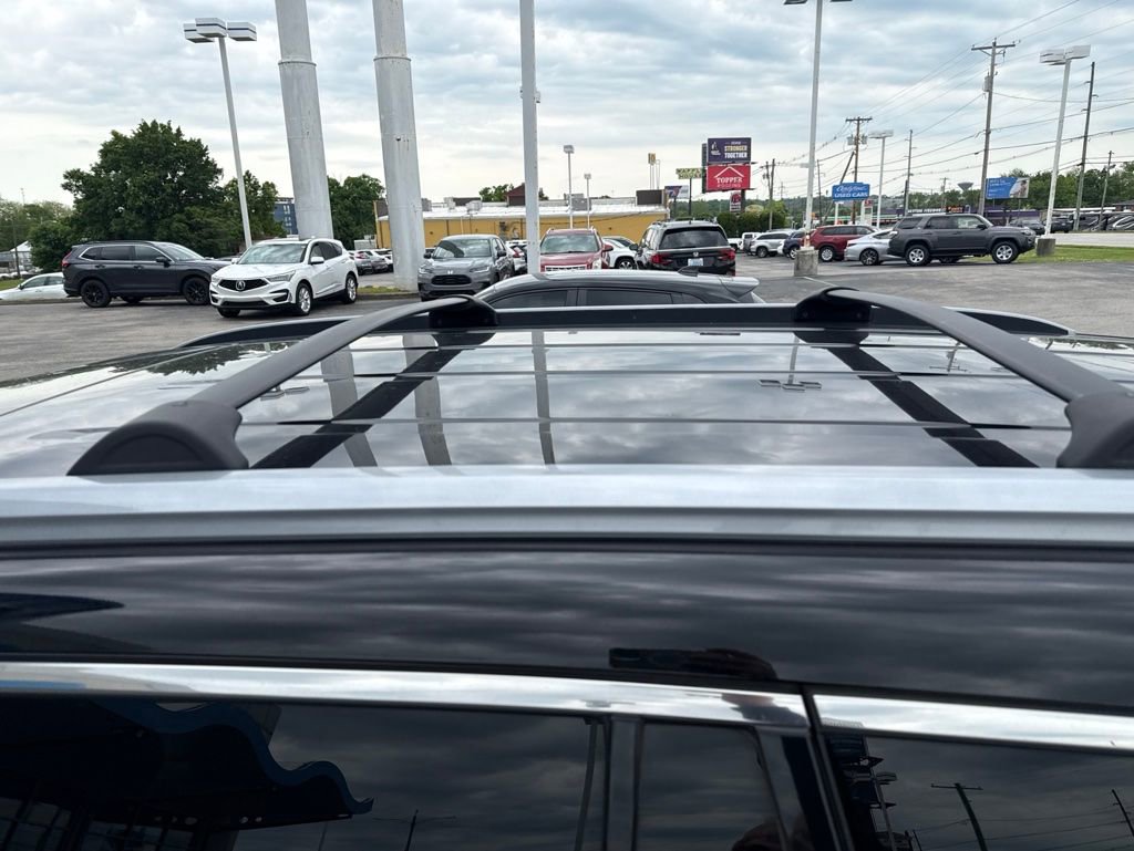 Used 2017 Honda Pilot Touring image 7