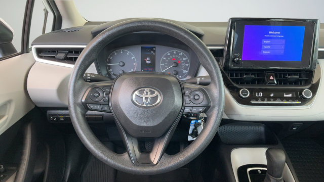 Used 2025 Toyota Corolla LE FWD image 10