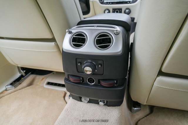 Used 2011 Rolls-Royce Ghost image 63