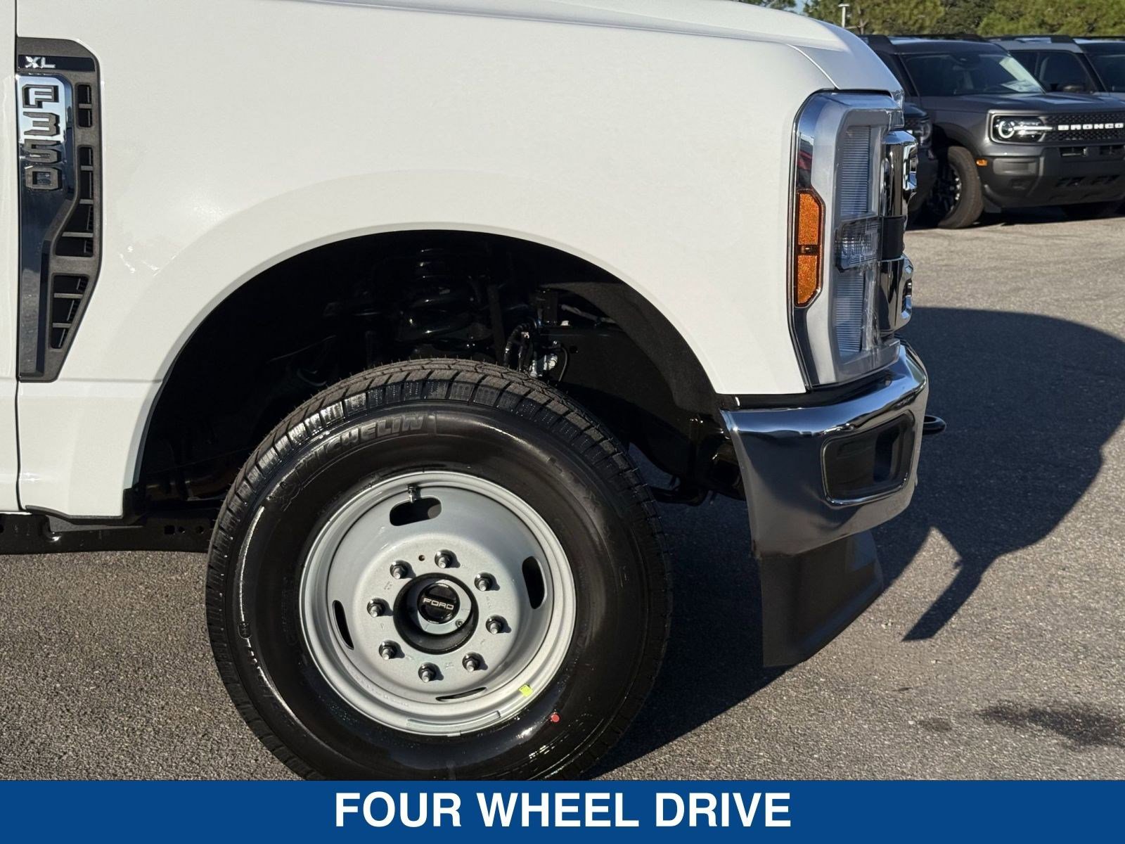 New 2026 Ford F350 XL w/ XL Chrome Package AWD/4WD image 11