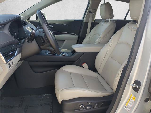 Used 2019 Cadillac XT4 Premium Luxury FWD image 17