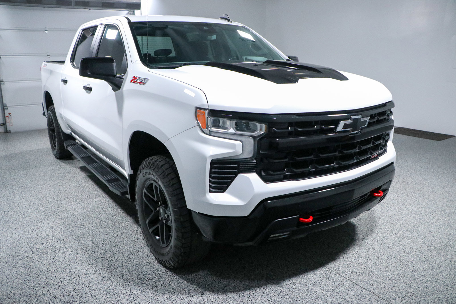 Used 2023 Chevrolet Silverado 1500 LT Trail Boss w/ Protection Package image 5