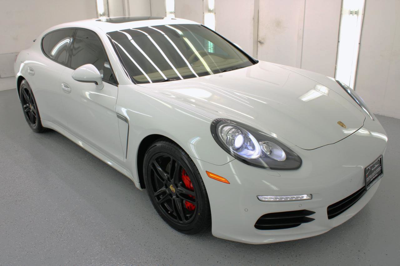 Used 2016 Porsche Panamera Edition image 11