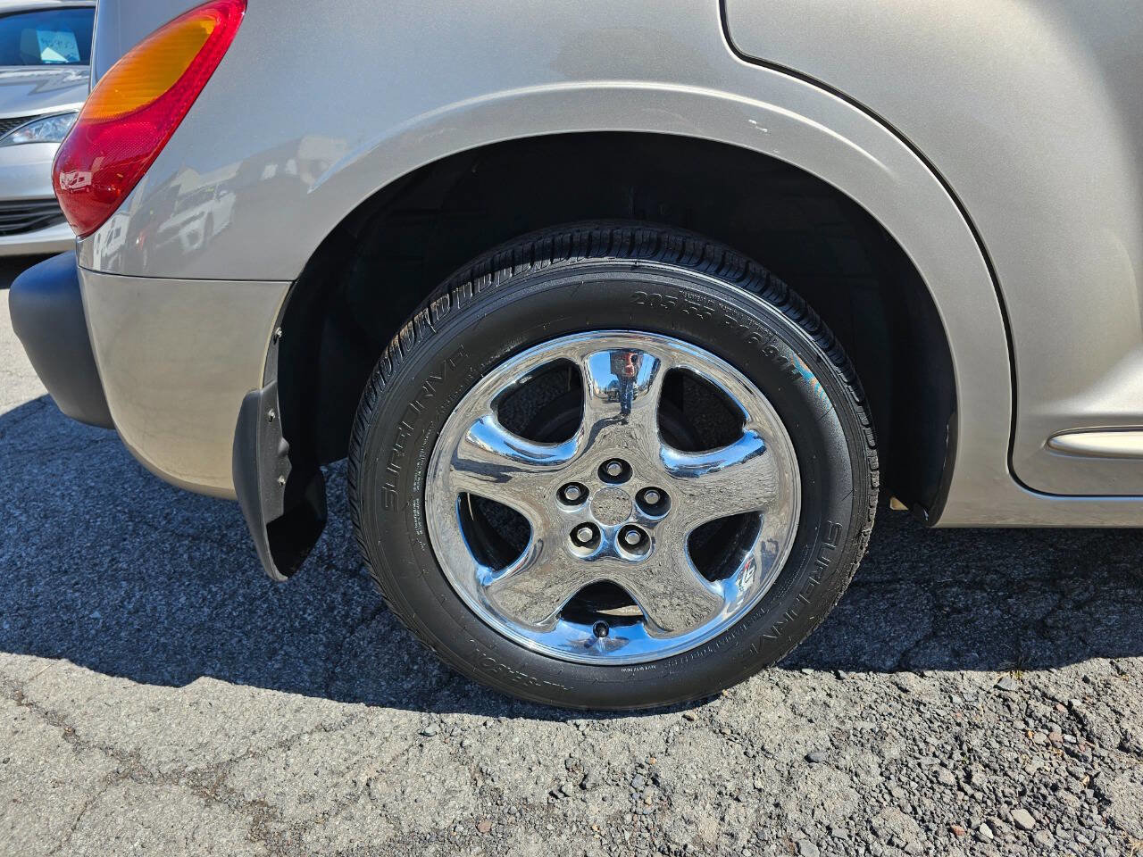 Used 2002 Chrysler PT Cruiser Limited image 5
