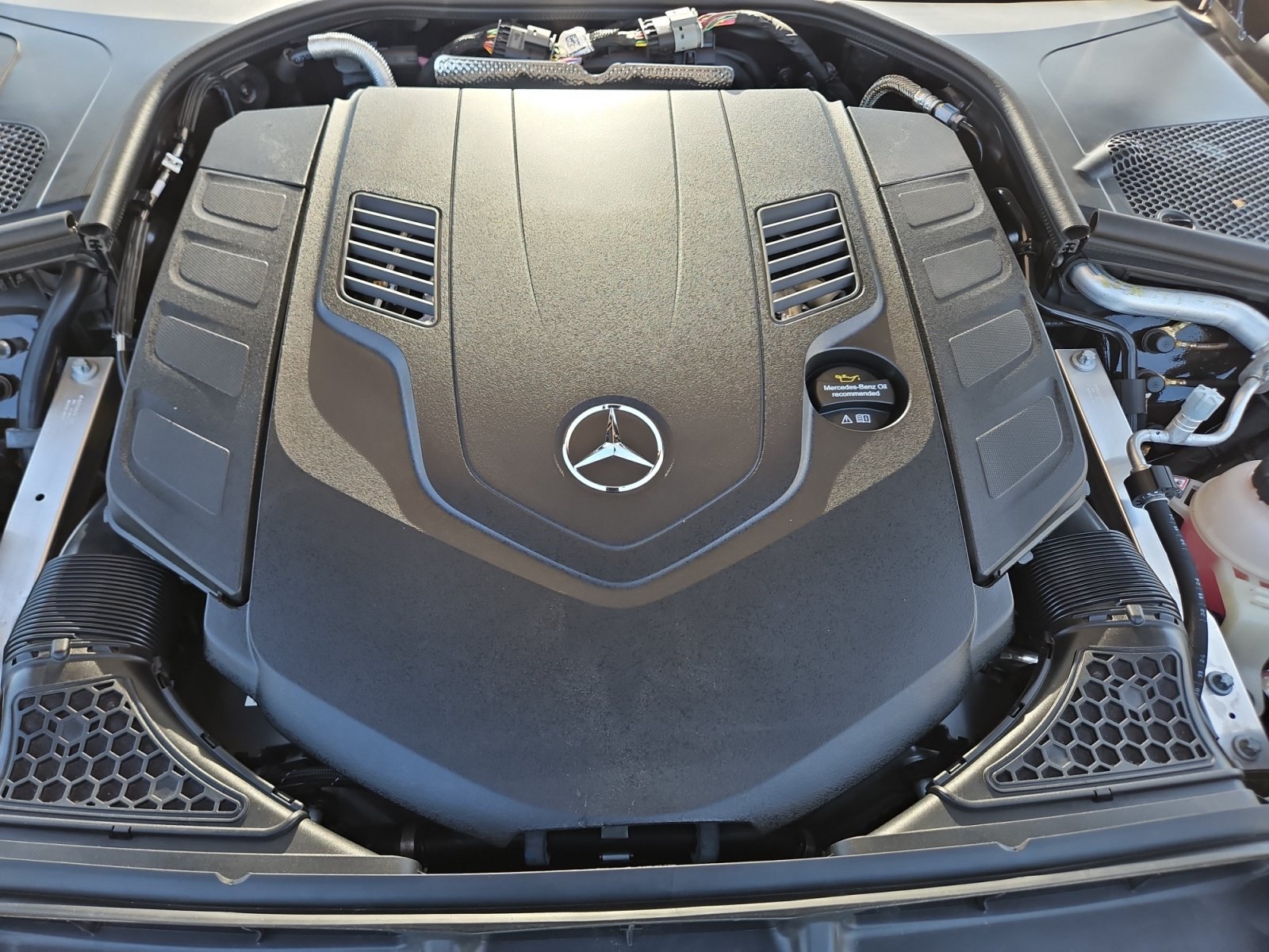Used 2025 Mercedes-Benz S 580 4MATIC Sedan image 14