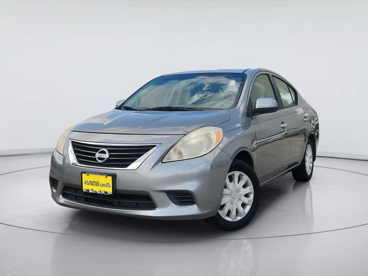 Used 2014 Nissan Versa SV