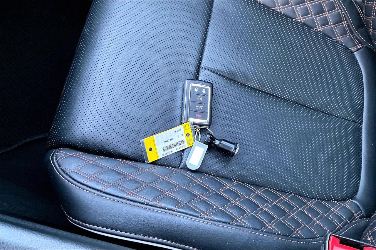 Certified 2025 Jeep Grand Cherokee Summit image 32