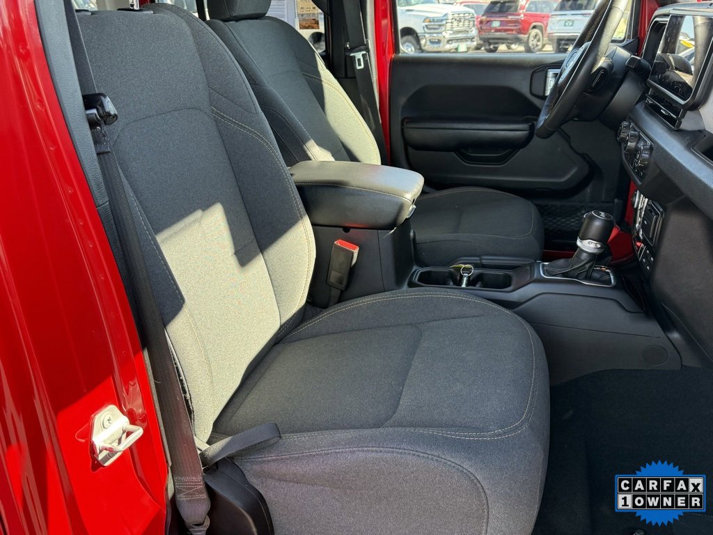 Used 2024 Jeep Wrangler Willys image 17