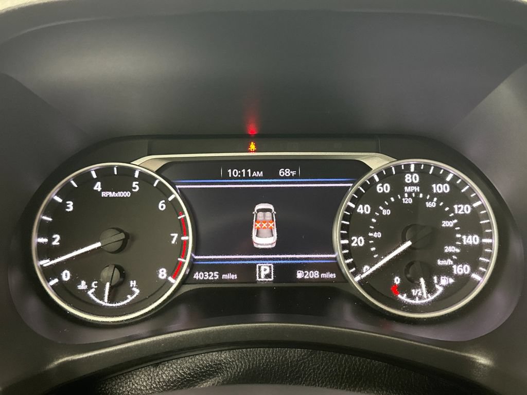Used 2025 Nissan Sentra SR FWD image 22