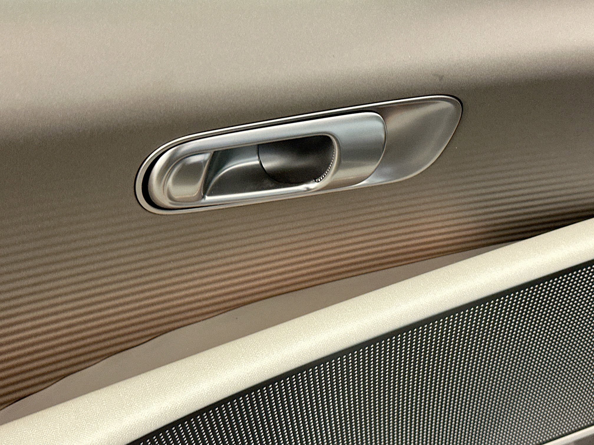 Used 2024 Hyundai Ioniq 6 SEL AWD/4WD image 15