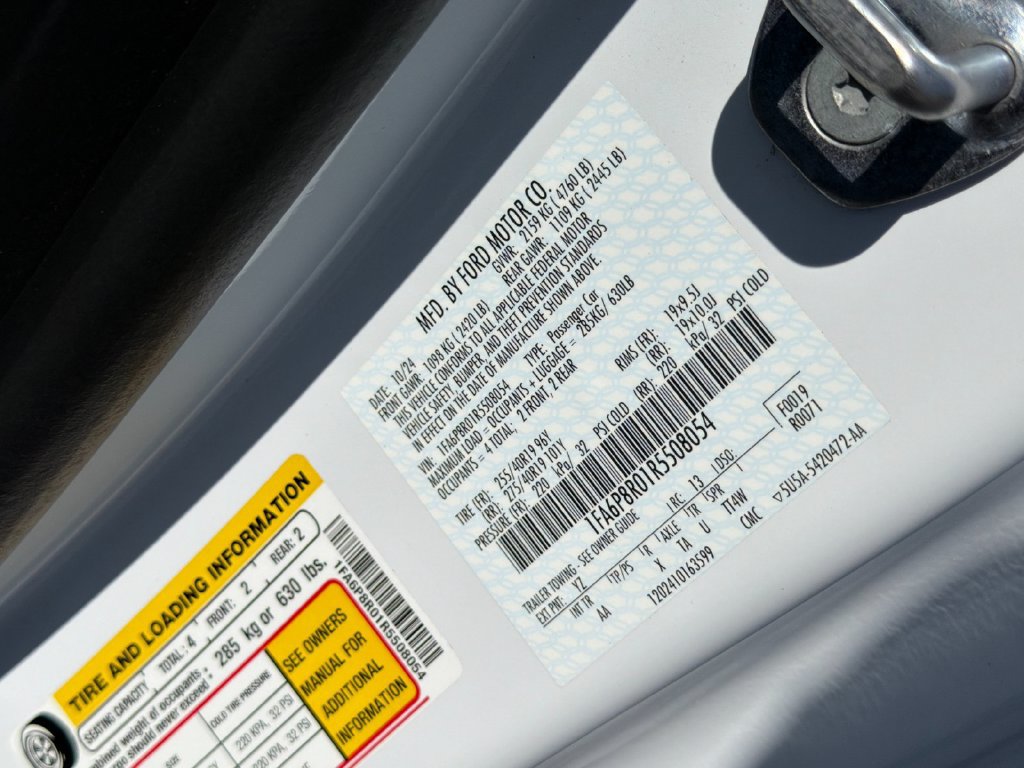 Used 2024 Ford Mustang Dark Horse RWD image 29