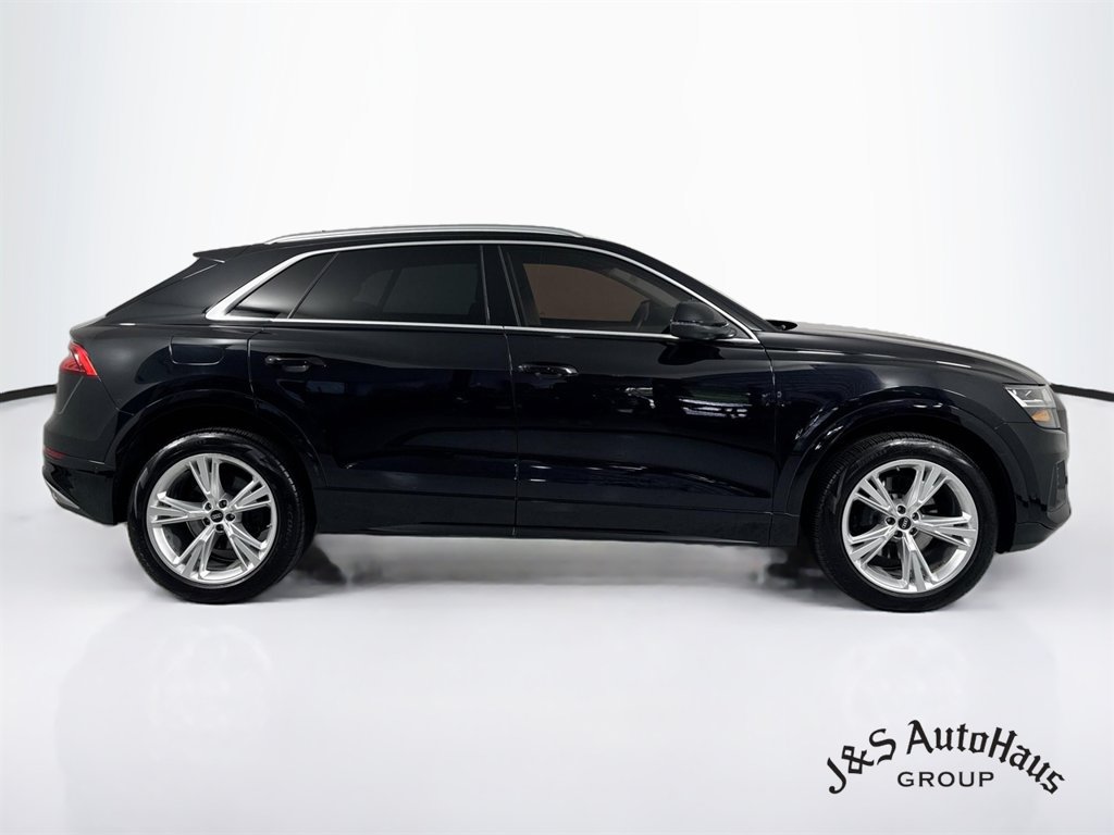 Used 2022 Audi Q8 Premium Plus w/ Premium Plus Package AWD/4WD image 8