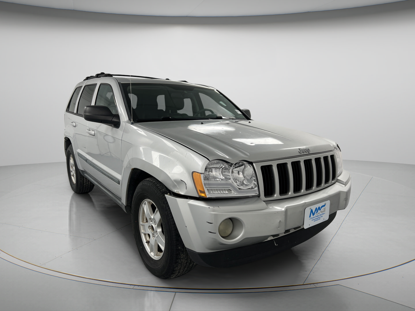 Used 2007 Jeep Grand Cherokee Laredo AWD/4WD image 2