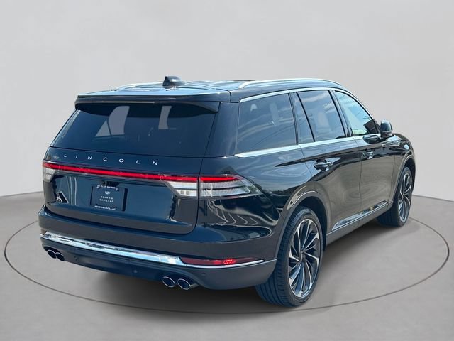 Used 2025 Lincoln Aviator Reserve w/ Illumination Package AWD/4WD image 5