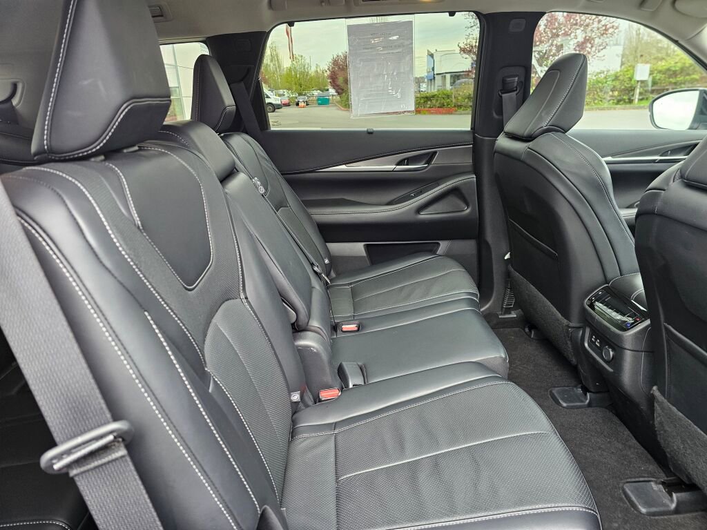 Used 2023 INFINITI QX60 Luxe w/ Cargo Package image 15